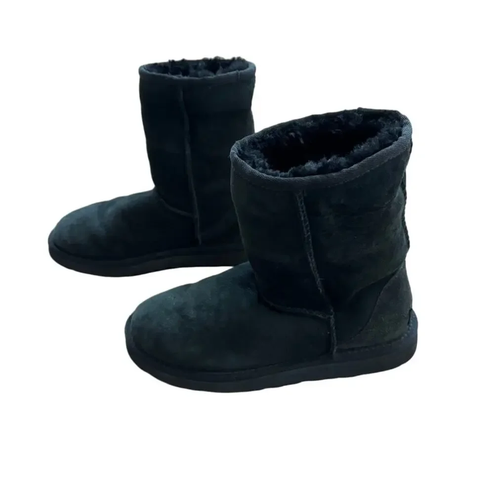 UGG Classic Black Boots – 8